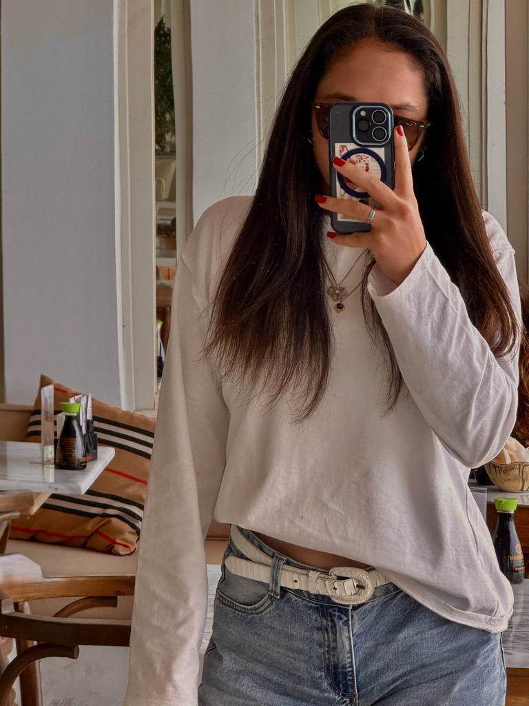Ece Dinç profil fotoğrafı