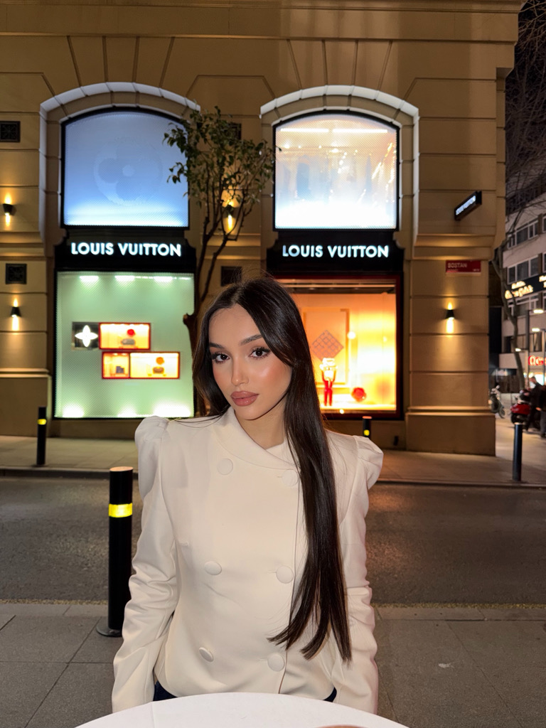 Gozel Agayeva profil fotoğrafı