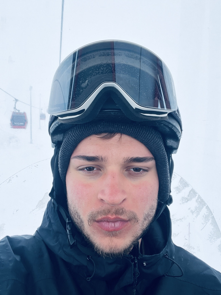Berke Kelemençe profil fotoğrafı