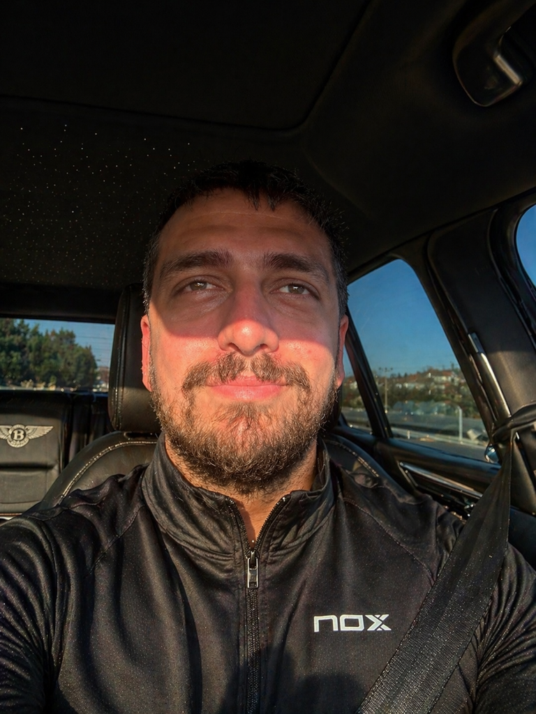 Omer Yuce profil fotoğrafı