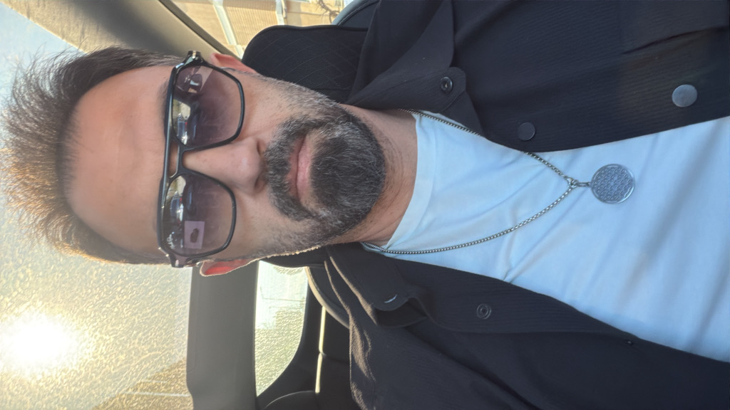 Emre İbisoglu profil fotoğrafı